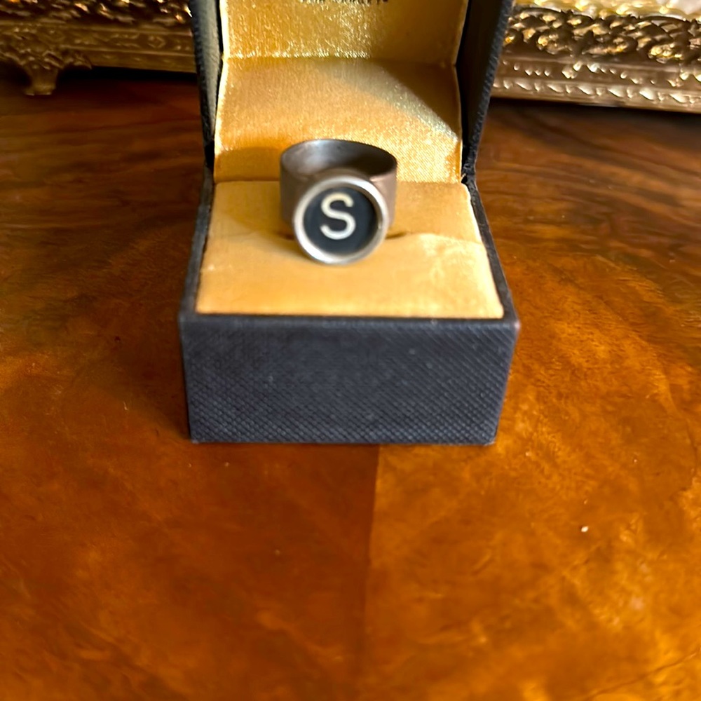 S ring